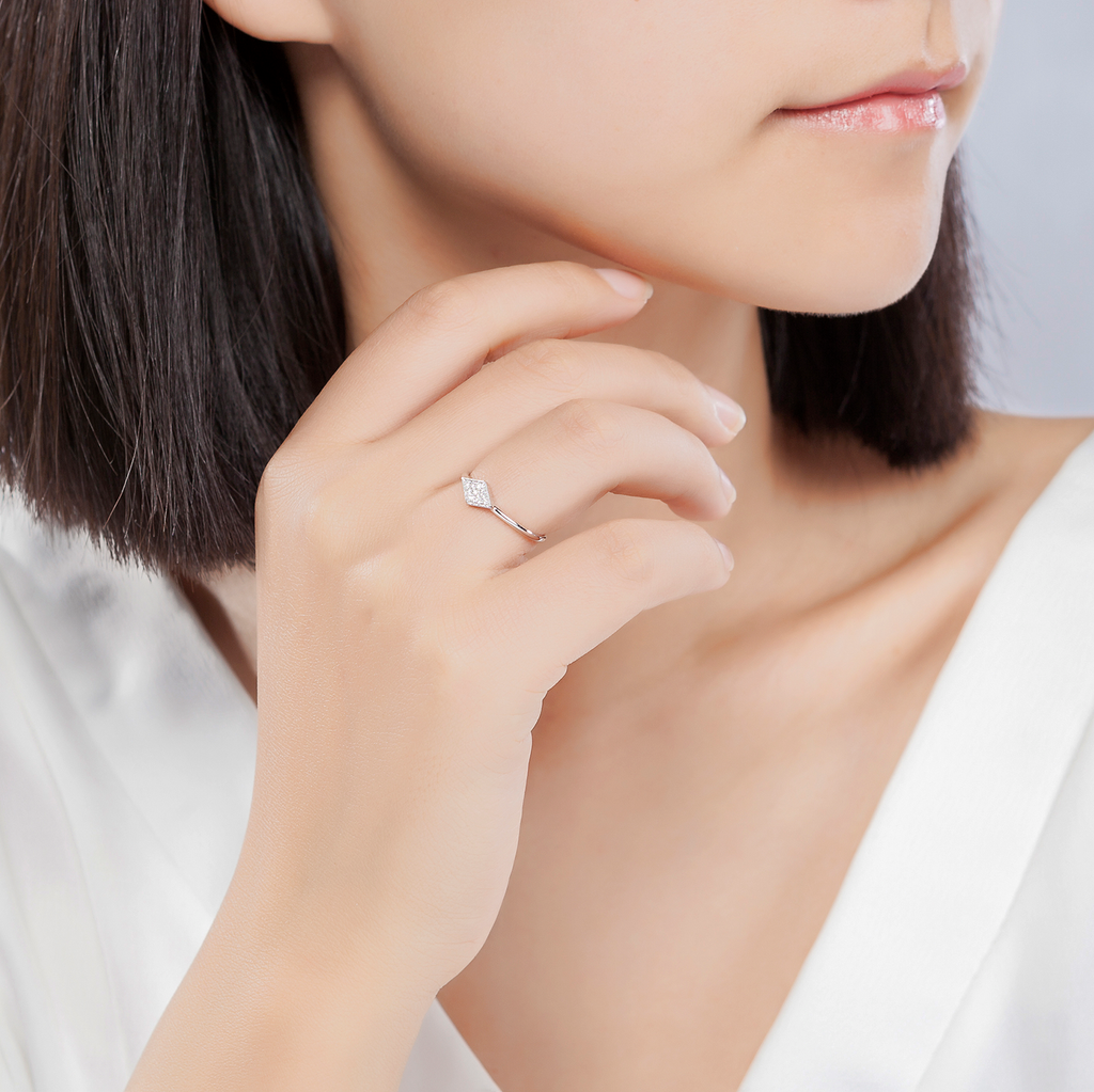 Round Lab Grown Diamond  With White 18k Gold  Wedding Engagement Gift