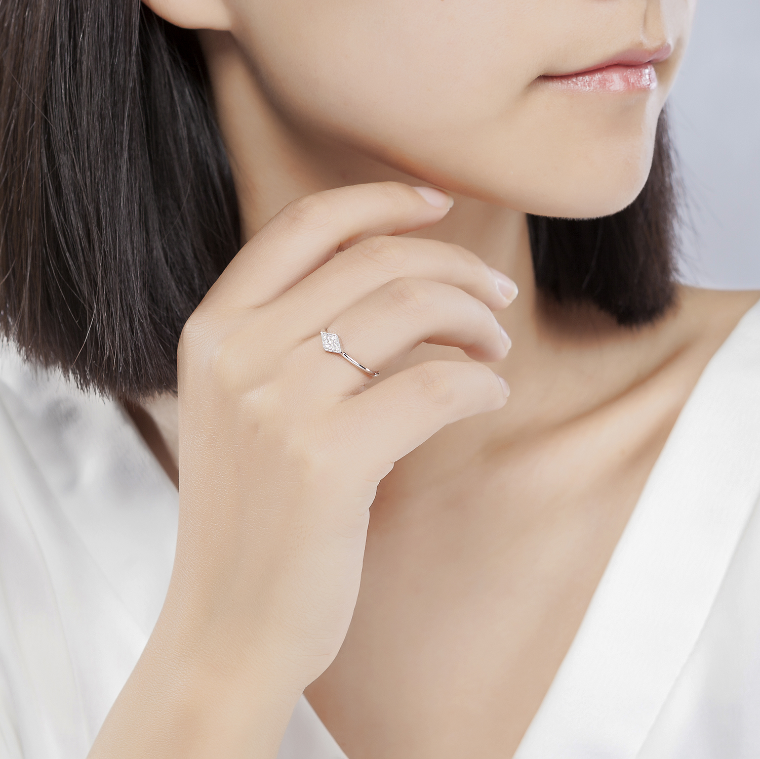 Round Lab Grown Diamond  With White 18k Gold  Wedding Engagement Gift